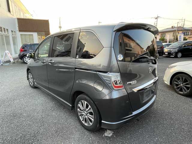 ホンダ フリード ハイブリット ジャストセレクション 埼玉県 2012(平24)年 3.3万km ガンＭ 販売済み/・純正ナビ/・バックカメラ/・両側パワスラ