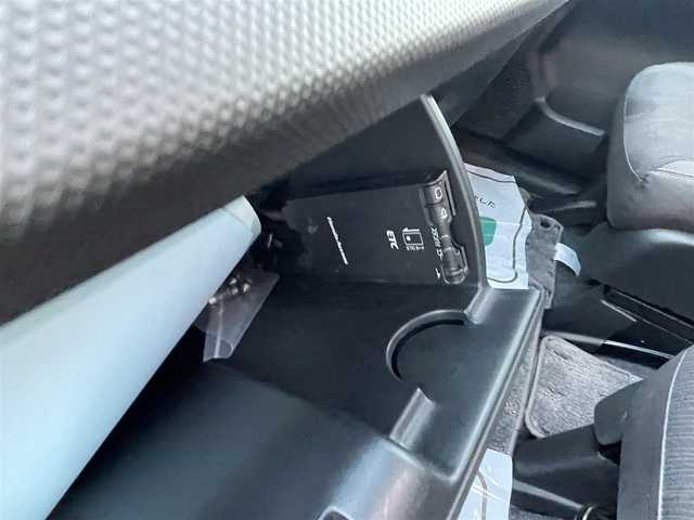 ホンダ フリード ハイブリット ジャストセレクション 埼玉県 2012(平24)年 3.3万km ガンＭ 販売済み/・純正ナビ/・バックカメラ/・両側パワスラ