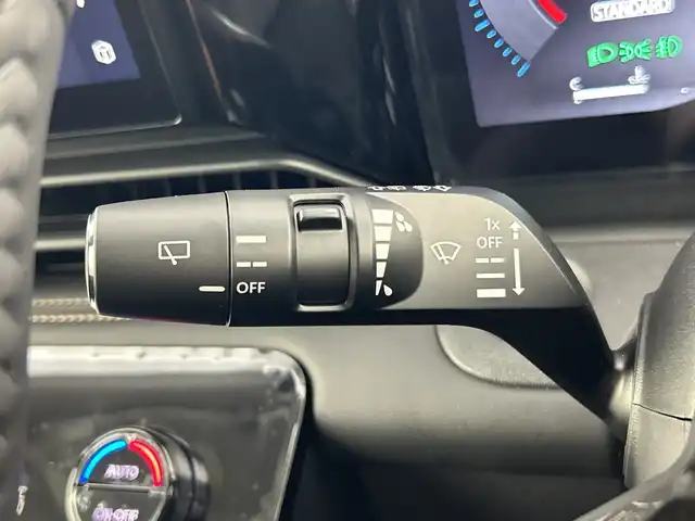 日産 セレナ e－パワー ハイウェイスター V 愛知県 2025(令7)年 0.1万km未満 プリズムホワイト 登録済未使用車/純正12.3インチナビ/（AM/FM/Bluetooth/フルセグTV/USB)/全方位カメラ/プロパイロット/衝突軽減ブレーキ/レーンキープアシスト/オートマチックハイビーム/追従式クルーズコントロール/ブラインドスポットモニター/コーナーセンサー/ETC2.0/ドライブレコーダー/両側パワースライドドア/LEDヘッドライト/スマートキー/スペアキー有/純正16インチアルミホイール