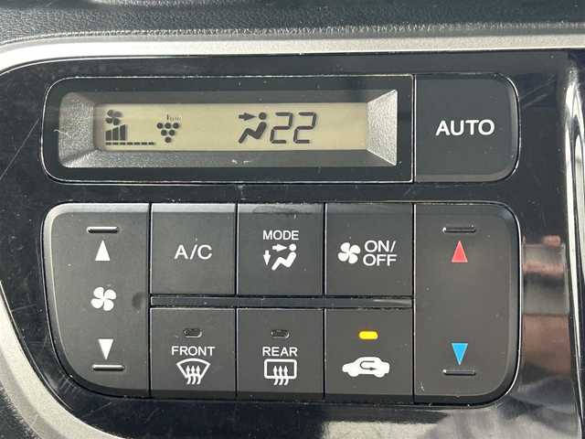 ホンダ Ｎ ＢＯＸ カスタム G ターボ Aパッケージ 熊本県 2014(平26)年 6万km プレミアムホワイトパール 純正ＳＤナビ/・AM/FM/CD/DVD/USB/SD/AUX/iPod/BT/・ワンセグTV/バックカメラ/シティブレーキアクティブシステム/クルーズコントロール/革巻きステアリング/・ステアリングリモコン/オートライト/・HIDライト/・フォグランプ/電動格納ミラー/・ウィンカーミラー/純正アルミホイール/純正フロアマット/スマートキー