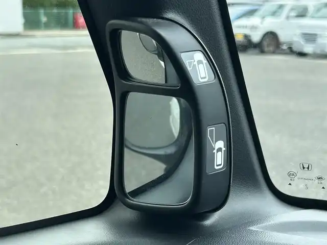 ホンダ Ｎ ＢＯＸ カスタム G ターボ Aパッケージ 熊本県 2014(平26)年 6万km プレミアムホワイトパール 純正ＳＤナビ/・AM/FM/CD/DVD/USB/SD/AUX/iPod/BT/・ワンセグTV/バックカメラ/シティブレーキアクティブシステム/クルーズコントロール/革巻きステアリング/・ステアリングリモコン/オートライト/・HIDライト/・フォグランプ/電動格納ミラー/・ウィンカーミラー/純正アルミホイール/純正フロアマット/スマートキー