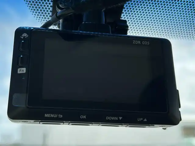 トヨタ スペイド F 静岡県 2014(平26)年 6.2万km ホワイトパールクリスタルシャイン 純正SDナビ(NSZT-W64)/　AM FM CD DVD Bluetooth/LEDオートヘッドライト/片側パワースライドドア/純正15インチアルミホイール/ステアリングスイッチ/スマートキー＆プッシュスタート/ドアバイザー/オートエアコン/純正フロアマット/ISOFIX/フルセグTV/バックモニター/ETC/前後社外ドライブレコーダー