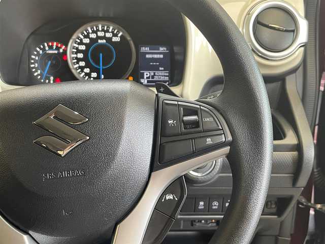 スズキ クロスビー HYBRID MV 岩手県 2023(令5)年 2.6万km メロウディープレッドパール/ミネラルグレー2トーン ４WD/ターボ/全方位モニター/スズキセーフティサポート/デュアルカメラブレーキサポート/アダプティブクルーズコントロール/車線逸脱抑制機能/オートハイビーム/ヒルディセントコントロール/誤発進抑制機能/横滑り防止装置/アイドリングストップ/パドルシフト/純正ナビ/フルセグTV/ETC/オートライト/純正17インチアルミホイール