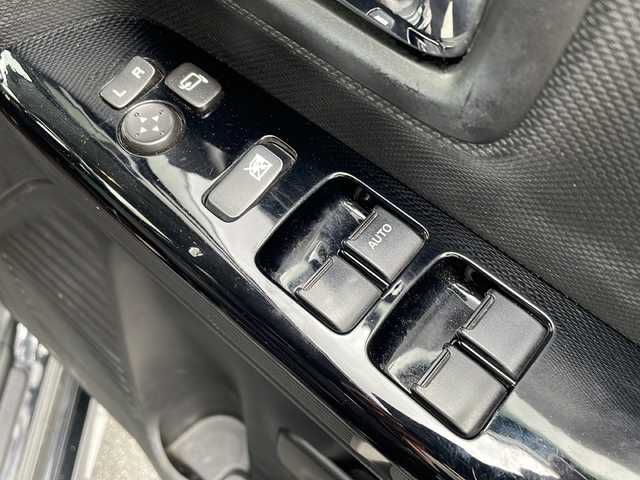 スズキ スペーシア カスタム HYBRID XS 長野県 2019(令1)年 4.3万km ブルーイッシュブラックパール3 ４ＷＤ　/メモリナビ/(CN-RE05WD)/BluetoothAudio/両側電動ドア　/純正アルミ　/シートヒーター　/プッシュスタート　/アイドリングストップ　/バックカメラ　/レーンキープアシスト　/コーナーセンサー　/盗難防止装置　/オートライト　/ワンセグＴＶ/横滑り防止装置/ETC/ベンチシート/衝突軽減システム/純正アフロアマット