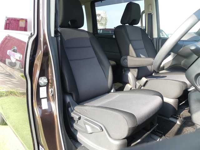 日産 セレナ X V 千葉県 2020(令2)年 3.1万km インペリアルアンバーP エマージェンシーブレーキ/クルーズコントロール/アイドリングストップ/両側パワースライドドア/純正SDナビ/地デジTV/【BD/DVD/CD再生機能】/アラウンドビューモニター/ドライブレコーダー/ETC/LEDヘッドライト/フォグライト/ウインカーミラー/コーナーセンサー/インテリジェントキー