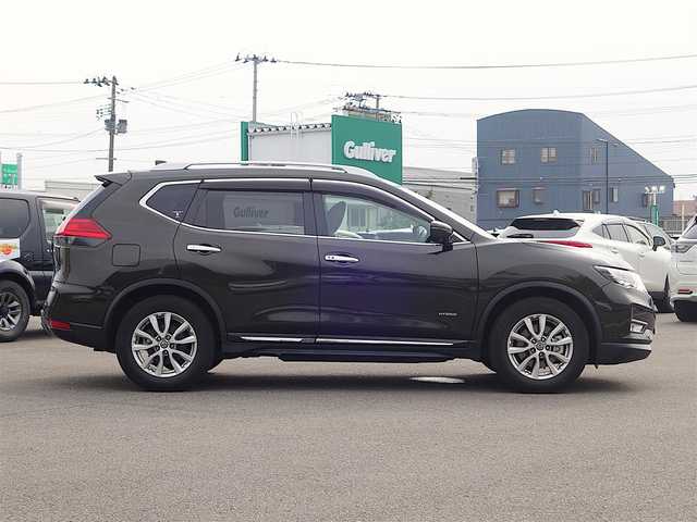日産 エクストレイル ハイブリッド 20Xi 山形県 2018(平30)年 6.2万km チタニウムカーキ 4WD/衝突被害軽減システム/純正SDナビ/　　【CD DVD BD BT フルセグ USB AUX】/アラウンドビューモニター/電動リアゲート/レーダークルーズコントロール/LEDオートライト/純正17インチアルミホイール/ドライブレコーダー/アイドリングストップ/コーナーセンサー/ステアリングスイッチ/インテリジェントルームミラー/電動格納ウィンカーミラー/フォグランプ/インテリジェントキー/ETC