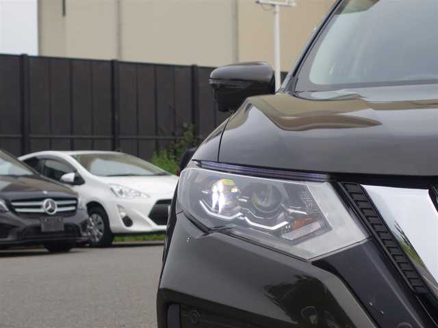 日産 エクストレイル ハイブリッド 20Xi 山形県 2018(平30)年 6.2万km チタニウムカーキ 4WD/衝突被害軽減システム/純正SDナビ/　　【CD DVD BD BT フルセグ USB AUX】/アラウンドビューモニター/電動リアゲート/レーダークルーズコントロール/LEDオートライト/純正17インチアルミホイール/ドライブレコーダー/アイドリングストップ/コーナーセンサー/ステアリングスイッチ/インテリジェントルームミラー/電動格納ウィンカーミラー/フォグランプ/インテリジェントキー/ETC