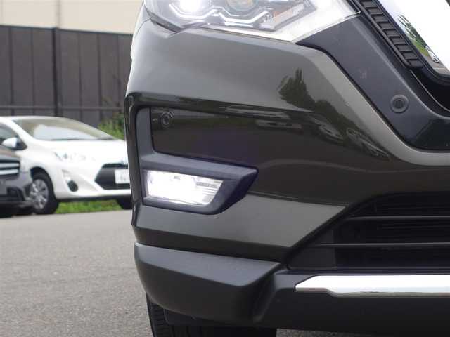日産 エクストレイル ハイブリッド 20Xi 山形県 2018(平30)年 6.2万km チタニウムカーキ 4WD/衝突被害軽減システム/純正SDナビ/　　【CD DVD BD BT フルセグ USB AUX】/アラウンドビューモニター/電動リアゲート/レーダークルーズコントロール/LEDオートライト/純正17インチアルミホイール/ドライブレコーダー/アイドリングストップ/コーナーセンサー/ステアリングスイッチ/インテリジェントルームミラー/電動格納ウィンカーミラー/フォグランプ/インテリジェントキー/ETC