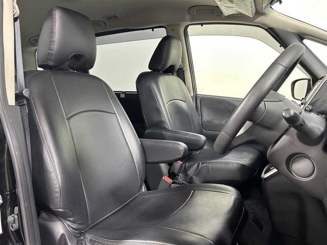 日産 セレナ e-パワー オーテック セーフティPKG 大阪府 2019(平31)年 1.7万km ダイヤモンドブラック ProPILOT 純正ナビ(フルセグ/DVD再生/Bluetooth) 360カメラ デジタルインナーミラー 衝突軽減 レーダークルコン クリアランスソナー パークアシスト シート＆ハンドルヒーター