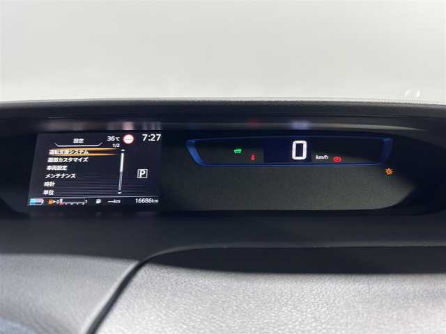 日産 セレナ e-パワー オーテック セーフティPKG 大阪府 2019(平31)年 1.7万km ダイヤモンドブラック ProPILOT 純正ナビ(フルセグ/DVD再生/Bluetooth) 360カメラ デジタルインナーミラー 衝突軽減 レーダークルコン クリアランスソナー パークアシスト シート＆ハンドルヒーター