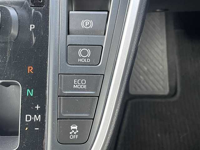 トヨタ ヴォクシー S－Z 福岡県 2022(令4)年 2.9万km アティチュードブラックマイカ 快適利便パッケージｈｉｇｈ　/１０．５インチディスプレイオーディオプラス　/１４型後席有機ＥＬディスプレイ　/パワーバックドア　/ユニバーサルステップ　/ハーフレザーシート　/後席オットマン　/両側パワースライドＤ/CD/DVD/ETC2.0/Bluetooth/フルセグTV/純正17インチアルミホイール/シートヒーター/レーダークルーズコントロール