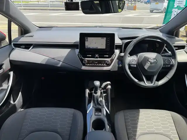 トヨタ カローラ スポーツ ハイブリッドG Z 滋賀県 2018(平30)年 5.3万km スカーレットメタリック 純正フルセグナビ/　フルセグ Bluetooth CD SD AM FM/バックカメラ/ドライブレコーダー前後/ETC/ヘッドアップディスプレイ/Toyota Safety Sense /プリクラッシュセーフティ/レーントレーシングアシスト［LTA］/レーダークルーズコントロール/オートマチックハイビーム［AHB］/ロードサインアシスト［RSA］/車両接近通報装置/ドライブスタートコントロール/スマートキー×2/プッシュスタート/純正18インチアルミ/