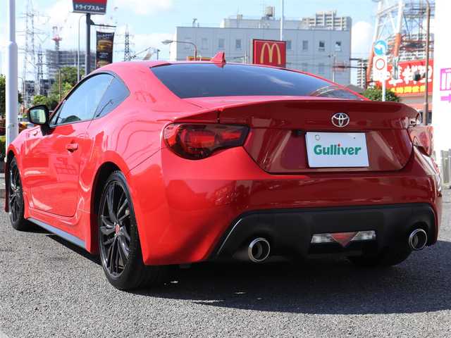 トヨタ ８６ GT 神奈川県 2014(平26)年 7.2万km ライトニングレッド 社外メモリナビ/フルセグテレビ/バックカメラ/プッシュスタート/ETC/モデリスタエアロ/フロント、サイド/社外18インチAW/純正LEDヘッドライト/純正フロアマット/保証書/取説/記録簿(H27/29/R1/3/5)