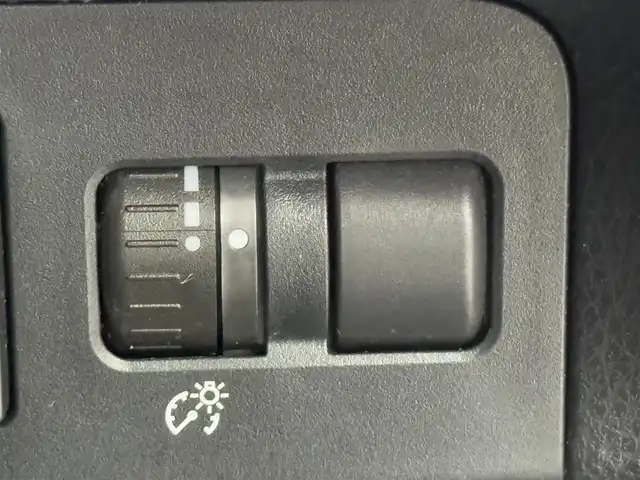 トヨタ ８６ GT 福岡県 2014(平26)年 7.2万km ライトニングレッド モデリスタエアロ　/社外ナビ（Ｂｌｕｅｔｏｏｔｈ，フルセグＴＶ）　/バックカメラ　/ＥＴＣ　/横滑り防止　/プッシュスタート　/スマートキー　/純正フロアマット　/オートライト　/社外１８インチアルミホイール　/６ＭＴ/GReddy車高調/TOM`ｓリアテールランプ