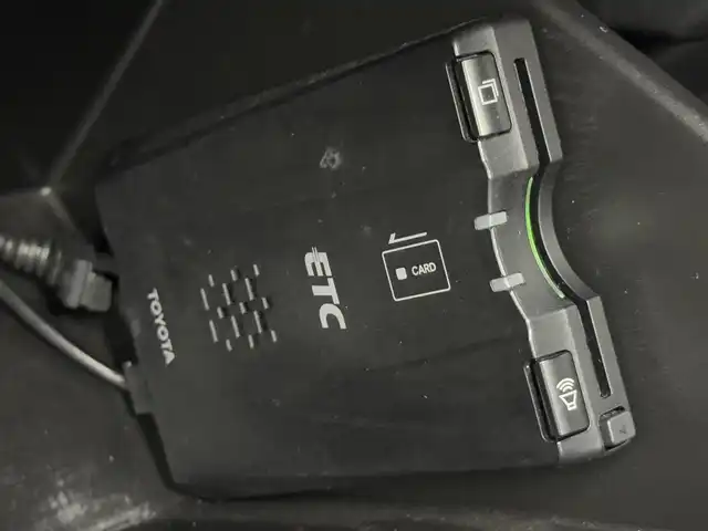 トヨタ ８６ GT 福岡県 2014(平26)年 7.2万km ライトニングレッド モデリスタエアロ　/社外ナビ（Ｂｌｕｅｔｏｏｔｈ，フルセグＴＶ）　/バックカメラ　/ＥＴＣ　/横滑り防止　/プッシュスタート　/スマートキー　/純正フロアマット　/オートライト　/社外１８インチアルミホイール　/６ＭＴ/GReddy車高調/TOM`ｓリアテールランプ