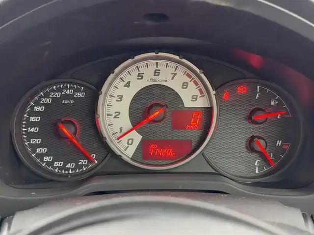 トヨタ ８６ GT 福岡県 2014(平26)年 7.2万km ライトニングレッド モデリスタエアロ　/社外ナビ（Ｂｌｕｅｔｏｏｔｈ，フルセグＴＶ）　/バックカメラ　/ＥＴＣ　/横滑り防止　/プッシュスタート　/スマートキー　/純正フロアマット　/オートライト　/社外１８インチアルミホイール　/６ＭＴ/GReddy車高調/TOM`ｓリアテールランプ