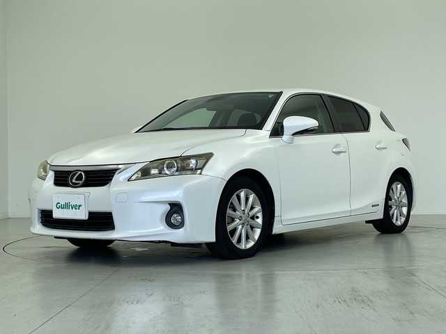 レクサス ＣＴ 200h バージョンC 愛知県 2011(平23)年 12.1万km ホワイトパールクリスタルシャイン 純正ナビ/・地デジ/・Bluetooth/・DVD/・CD/クルコン/前席シートヒーター/ETC/バックカメラ