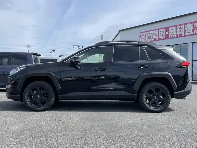 トヨタ ＲＡＶ４ アドベンチャー オフロードPKG 道央・札幌 2022(令4)年 3.6万km アティチュードブラックマイカ ４WD/ワンオーナー/寒冷地仕様/純正ディーラーOPナビ/AM/FM/BT/SD/フルセグ/トヨタセーフティセンス/衝突被害軽減ブレーキ/横滑り防止装置/レーダークルーズコントロール/レーンキープアシスト/ダウンヒルアシストコントロール/クリアランスソナー/ブラインドスポットモニター/ECOMODE/SPORTMODE/SNOWMODE/D席パワーシート/メモリーシート/前席シートヒーター/前席エアシート/レザーシート/革巻きステアリング/ステアリングリモコン/ハンドルヒーター/電動パーキング/ブレーキホールド/自動防眩ミラー/MTモード付AT/プッシュスタート/スマートキー/LEDヘッドライト/フォグランプ/オートライト/オートハイビーム/電動格納ミラー/ウィンカーミラー/純正フロアマット/ドアバイザー/スペアキー