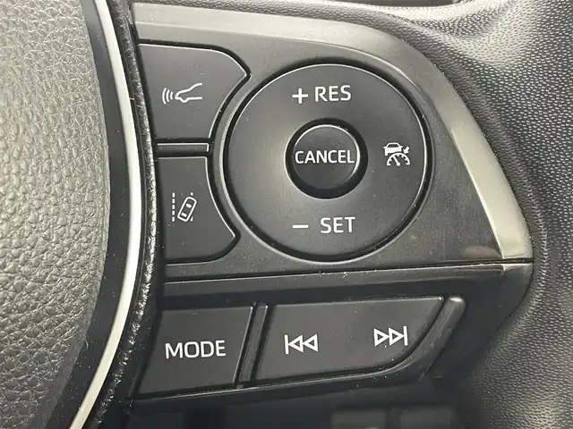 トヨタ ＲＡＶ４ G Zパッケージ 茨城県 2019(令1)年 1.8万km ホワイトパールクリスタルシャイン 純正ナビ/Bluetooth/フルセグ/radio/CD/DVD//バックカメラ/サンルーフ(OP)/TRDエアロ/F/S/Ru/トヨタセーフティーセンス/・プリクラッシュセーフティー/・レーントレーシングアシスト/・レーダークルーズコントロール/・オートマチックハイビーム/・ロードサインアシスト/ドラレコ/ブラインドスポットモニター/ETC/D席パワーシート/D+N席シートヒーター/デジタルインナーミラー/LEDヘッドライト
