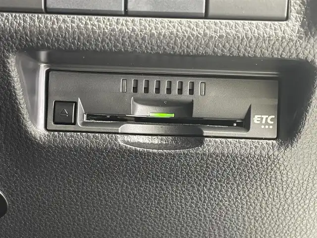 トヨタ ＲＡＶ４ G Zパッケージ 茨城県 2019(令1)年 1.8万km ホワイトパールクリスタルシャイン 純正ナビ/Bluetooth/フルセグ/radio/CD/DVD//バックカメラ/サンルーフ(OP)/TRDエアロ/F/S/Ru/トヨタセーフティーセンス/・プリクラッシュセーフティー/・レーントレーシングアシスト/・レーダークルーズコントロール/・オートマチックハイビーム/・ロードサインアシスト/ドラレコ/ブラインドスポットモニター/ETC/D席パワーシート/D+N席シートヒーター/デジタルインナーミラー/LEDヘッドライト