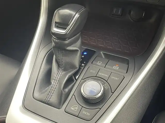 トヨタ ＲＡＶ４ G Zパッケージ 茨城県 2019(令1)年 1.8万km ホワイトパールクリスタルシャイン 純正ナビ/Bluetooth/フルセグ/radio/CD/DVD//バックカメラ/サンルーフ(OP)/TRDエアロ/F/S/Ru/トヨタセーフティーセンス/・プリクラッシュセーフティー/・レーントレーシングアシスト/・レーダークルーズコントロール/・オートマチックハイビーム/・ロードサインアシスト/ドラレコ/ブラインドスポットモニター/ETC/D席パワーシート/D+N席シートヒーター/デジタルインナーミラー/LEDヘッドライト