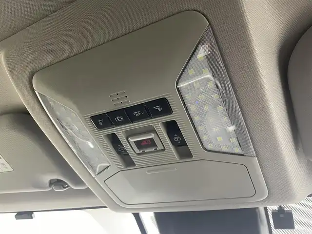 トヨタ ＲＡＶ４ G Zパッケージ 茨城県 2019(令1)年 1.8万km ホワイトパールクリスタルシャイン 純正ナビ/Bluetooth/フルセグ/radio/CD/DVD//バックカメラ/サンルーフ(OP)/TRDエアロ/F/S/Ru/トヨタセーフティーセンス/・プリクラッシュセーフティー/・レーントレーシングアシスト/・レーダークルーズコントロール/・オートマチックハイビーム/・ロードサインアシスト/ドラレコ/ブラインドスポットモニター/ETC/D席パワーシート/D+N席シートヒーター/デジタルインナーミラー/LEDヘッドライト