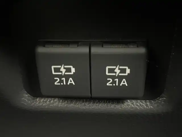 トヨタ ＲＡＶ４ G Zパッケージ 茨城県 2019(令1)年 1.8万km ホワイトパールクリスタルシャイン 純正ナビ/Bluetooth/フルセグ/radio/CD/DVD//バックカメラ/サンルーフ(OP)/TRDエアロ/F/S/Ru/トヨタセーフティーセンス/・プリクラッシュセーフティー/・レーントレーシングアシスト/・レーダークルーズコントロール/・オートマチックハイビーム/・ロードサインアシスト/ドラレコ/ブラインドスポットモニター/ETC/D席パワーシート/D+N席シートヒーター/デジタルインナーミラー/LEDヘッドライト