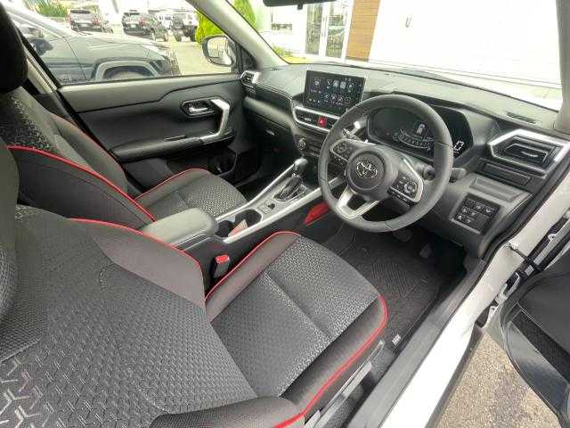 トヨタ ライズ Z 岩手県 2025(令7)年 0.1千km シャイニングホワイトパール LEDヘッドライト/フォグ/ワイパーデアイサー/Rフォグ/スマートアシスト/レーンキープアシスト/レーダークルーズコントロール/ステアリングスイッチ/純正ディスプレイオーディオ/BT/フルセグ/ラジオ/HDMI/前席シートヒーター/オートブレーキホールド