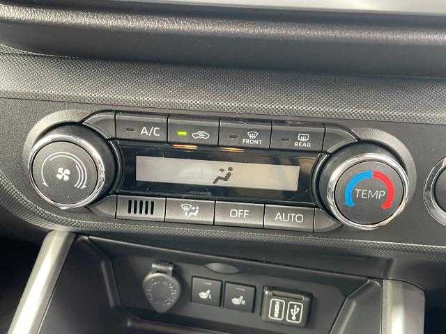 トヨタ ライズ Z 岩手県 2025(令7)年 0.1千km シャイニングホワイトパール LEDヘッドライト/フォグ/ワイパーデアイサー/Rフォグ/スマートアシスト/レーンキープアシスト/レーダークルーズコントロール/ステアリングスイッチ/純正ディスプレイオーディオ/BT/フルセグ/ラジオ/HDMI/前席シートヒーター/オートブレーキホールド