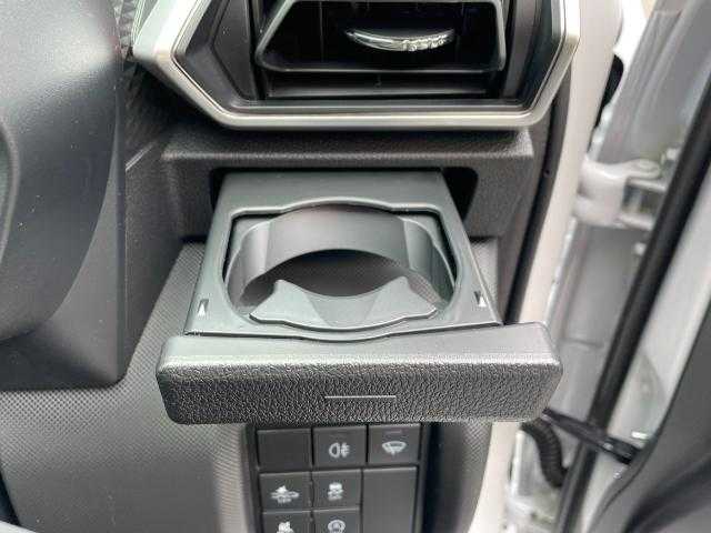 トヨタ ライズ Z 岩手県 2025(令7)年 0.1千km シャイニングホワイトパール LEDヘッドライト/フォグ/ワイパーデアイサー/Rフォグ/スマートアシスト/レーンキープアシスト/レーダークルーズコントロール/ステアリングスイッチ/純正ディスプレイオーディオ/BT/フルセグ/ラジオ/HDMI/前席シートヒーター/オートブレーキホールド