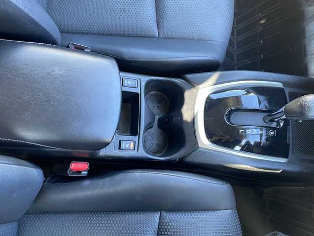 日産 エクストレイル 20X エマージェンシーブレーキ 大阪府 2015(平27)年 9.8万km チタニウムカーキ エマージェンシーブレーキ/純正ナビ/フルセグTV/純正フリップダウンモニター/純正１７インチAW/LEDヘッドライト/フォグランプ/カプロンシート/前席シートヒーター/ルーフキャリア/ウインカーミラー/コーナーセンサー/純正マット/保証書/取扱説明書/スペアキー1本