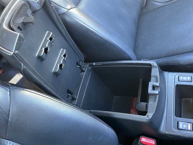 日産 エクストレイル 20X エマージェンシーブレーキ 大阪府 2015(平27)年 9.8万km チタニウムカーキ エマージェンシーブレーキ/純正ナビ/フルセグTV/純正フリップダウンモニター/純正１７インチAW/LEDヘッドライト/フォグランプ/カプロンシート/前席シートヒーター/ルーフキャリア/ウインカーミラー/コーナーセンサー/純正マット/保証書/取扱説明書/スペアキー1本