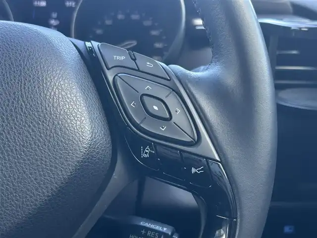 トヨタ Ｃ－ＨＲ G 群馬県 2020(令2)年 4.4万km ブラック/ホワイトパールクリスタルシャイン 2トーン モデリスタエアロ/純正ディスプレイオーディオ/　(AM/FM/TV/BT/USB)/バックカメラ/トヨタセーフティーセンス/プリクラッシュセーフティー/レーンキープアシスト/ブラインドスポットモニター/センタートレース制御機能/ふらつき検知機能/標識認識機能/AUTOハイビーム/ETC2.0/純正フロアマット/純正ドアバイザー/前席シートヒーター/ステアリングリモコン/LEDヘッドライト/LEDフォグライト/足元イルミネーションランプ/取扱説明書/保証書/エンジンスターター