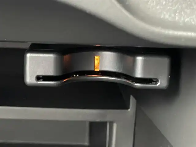 日産 ノート ニスモ 千葉県 2015(平27)年 3万km ダークメタルグレー フルエアロ/純正７インチナビ/Bluetooth/フルセグTV/DVD再生/スーパーチャージャー/LEDヘッドライト/純正フロアマット/ETC/スマートキー