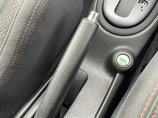 日産 ノート ニスモ 千葉県 2015(平27)年 3万km ダークメタルグレー フルエアロ/純正７インチナビ/Bluetooth/フルセグTV/DVD再生/スーパーチャージャー/LEDヘッドライト/純正フロアマット/ETC/スマートキー