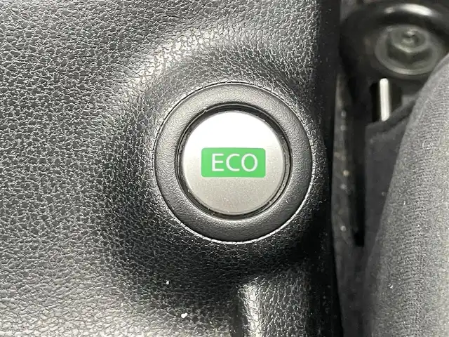 日産 ノート ニスモ 千葉県 2015(平27)年 3万km ダークメタルグレー フルエアロ/純正７インチナビ/Bluetooth/フルセグTV/DVD再生/スーパーチャージャー/LEDヘッドライト/純正フロアマット/ETC/スマートキー