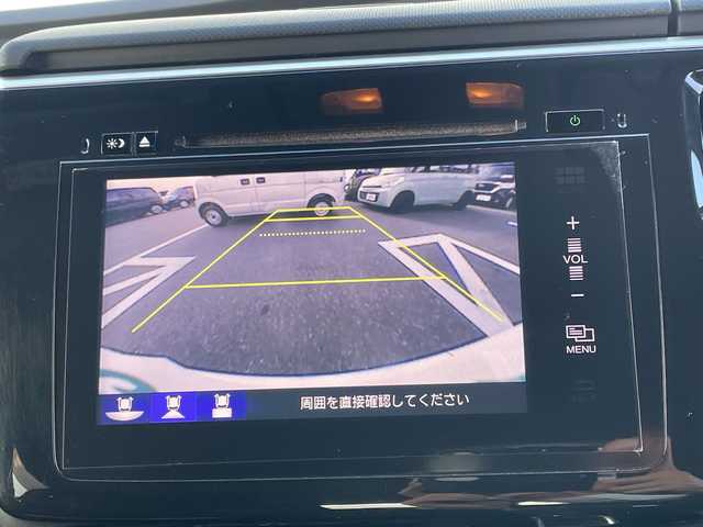 ホンダ ステップワゴン スパーダ アドバンスパッケージ α 神奈川県 2016(平28)年 6.7万km ホワイトオーキッドパール 純正ナビ　/バックカメラ　/Ｂｌｕｅｔｏｏｔｈ　/CD/DVD/リアモニター　/ＥＴＣ　/ワクワクゲート　/片側パワースライドドア　/クルコン　/サイドアンダーミラー　/純正フロアマット　/オートライト　/ＬＥＤヘッドライト