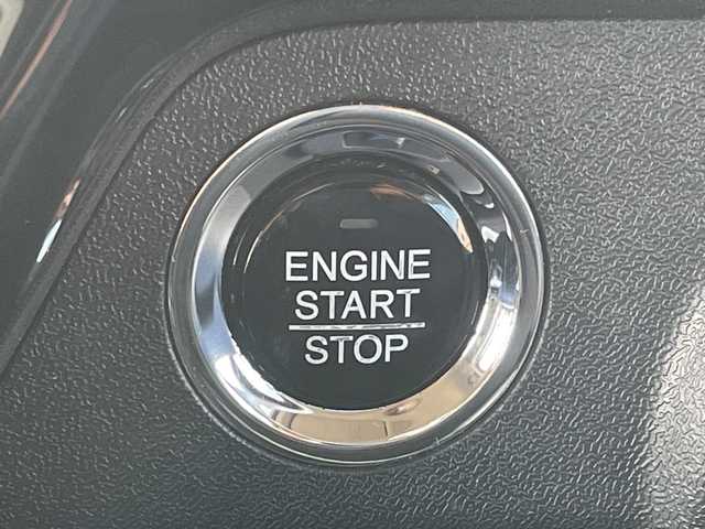 ホンダ ステップワゴン スパーダ アドバンスパッケージ α 神奈川県 2016(平28)年 6.7万km ホワイトオーキッドパール 純正ナビ　/バックカメラ　/Ｂｌｕｅｔｏｏｔｈ　/CD/DVD/リアモニター　/ＥＴＣ　/ワクワクゲート　/片側パワースライドドア　/クルコン　/サイドアンダーミラー　/純正フロアマット　/オートライト　/ＬＥＤヘッドライト