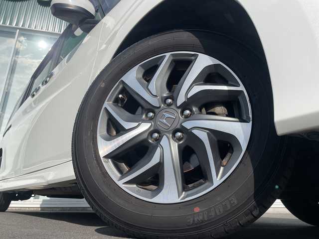 ホンダ ステップワゴン スパーダ アドバンスパッケージ α 神奈川県 2016(平28)年 6.7万km ホワイトオーキッドパール 純正ナビ　/バックカメラ　/Ｂｌｕｅｔｏｏｔｈ　/CD/DVD/リアモニター　/ＥＴＣ　/ワクワクゲート　/片側パワースライドドア　/クルコン　/サイドアンダーミラー　/純正フロアマット　/オートライト　/ＬＥＤヘッドライト