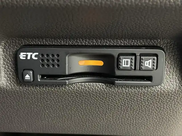 ホンダ フリード ハイブリット G ホンダセンシング 埼玉県 2017(平29)年 3.4万km プレミアムディープロッソパール 禁煙　純正ナビ　Ｂカメラ　両衝　衝突軽減　ＥＴＣ　レーダークルーズコントロール　レーンキープアシスト　純正ＬＥＤヘッドライト　ガラスヒーター　Ｂｌｕｅｔｏｏｔｈ　純正フロアマット　スマートキー