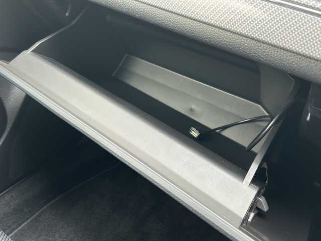 スバル レヴォーグ 1．6GT－S アイサイト 秋田県 2016(平28)年 7.4万km スティールブルーグレーM 4WD/社外メモリナビ/Bluetooth、CD/DVD、フルセグTV/バックカメラ/ETC/レーダークルーズコントロール/前席パワーシート/純正エアロパーツ（リアスポイラー）/純正18インチAW/スペアキー