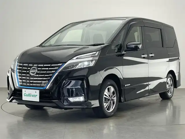 日産 セレナ e－パワー ハイウェイスター V 愛知県 2022(令4)年 1.1万km ダイヤモンドブラック 純正１０型ナビ　純正１１型後席モニター　プロパイロット　全方位カメラ　デジタルインナーミラー　ハンズフリー両側パワスラ　電動パーキングブレーキ　コーナーセンサー　セーフティパック　衝突軽減装置　禁煙車　アルパインサブウーファー　LEDオートライト　フォグランプ　ドアバイザー　純正ドライブレコーダー　