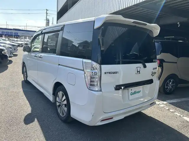ホンダ ステップワゴン スパーダ Z インターナビセレ 大阪府 2013(平25)年 8.8万km ホワイトオーキッドパール 純正ナビ/純正フリップダウンモニター/ワンセグTV/両側パワースライドドア/全方位カメラ/バックカメラ/HIDヘッドライト/フォグランプ/電動格納ミラー/ビルトインETC