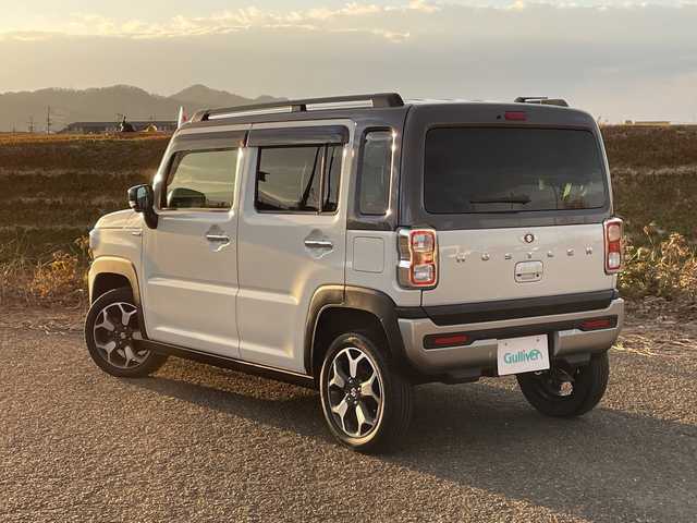 スズキ ハスラー Jスタイル ターボ 新潟県 2022(令4)年 6万km ピュアホワイトパール/ガンメタリック2トーン 4WD/純正9インチメモリナビ/CD/DVD/BT/フルセグテレビ/全方位カメラ/ETC/ドライブレコーダー/衝突被害軽減ブレーキ/レーンキープアシスト/レーダークルーズコントロール/半革シート/革調シートカバー/シートヒーター/コーナーセンサー/パドルシフト/ステアリングスイッチ/スマートキー/プッシュスタート/LEDヘッドライト/オートライト/オートハイビーム/フォグランプ/純正15インチアルミホイール