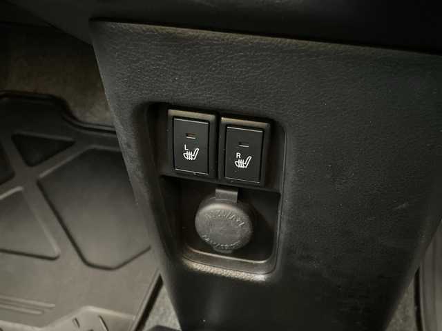 スズキ ハスラー Jスタイル ターボ 新潟県 2022(令4)年 6万km ピュアホワイトパール/ガンメタリック2トーン 4WD/純正9インチメモリナビ/CD/DVD/BT/フルセグテレビ/全方位カメラ/ETC/ドライブレコーダー/衝突被害軽減ブレーキ/レーンキープアシスト/レーダークルーズコントロール/半革シート/革調シートカバー/シートヒーター/コーナーセンサー/パドルシフト/ステアリングスイッチ/スマートキー/プッシュスタート/LEDヘッドライト/オートライト/オートハイビーム/フォグランプ/純正15インチアルミホイール