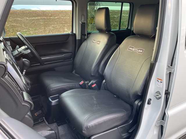 スズキ ハスラー Jスタイル ターボ 新潟県 2022(令4)年 6万km ピュアホワイトパール/ガンメタリック2トーン 4WD/純正9インチメモリナビ/CD/DVD/BT/フルセグテレビ/全方位カメラ/ETC/ドライブレコーダー/衝突被害軽減ブレーキ/レーンキープアシスト/レーダークルーズコントロール/半革シート/革調シートカバー/シートヒーター/コーナーセンサー/パドルシフト/ステアリングスイッチ/スマートキー/プッシュスタート/LEDヘッドライト/オートライト/オートハイビーム/フォグランプ/純正15インチアルミホイール