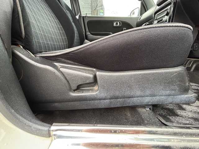 ダイハツ ミラ ジーノ ミニライトスペシャル 宮城県 2001(平13)年 7.1万km ホワイトパールマイカ 登録時走行距離70753km/リモコンキー/AC/CD・MD・AM・FM・社外ナビ/フォグランプ/ハロゲン/社外ホイル/社外フロアマット