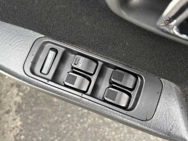 ダイハツ ミラ ジーノ ミニライトスペシャル 宮城県 2001(平13)年 7.1万km ホワイトパールマイカ 登録時走行距離70753km/リモコンキー/AC/CD・MD・AM・FM・社外ナビ/フォグランプ/ハロゲン/社外ホイル/社外フロアマット