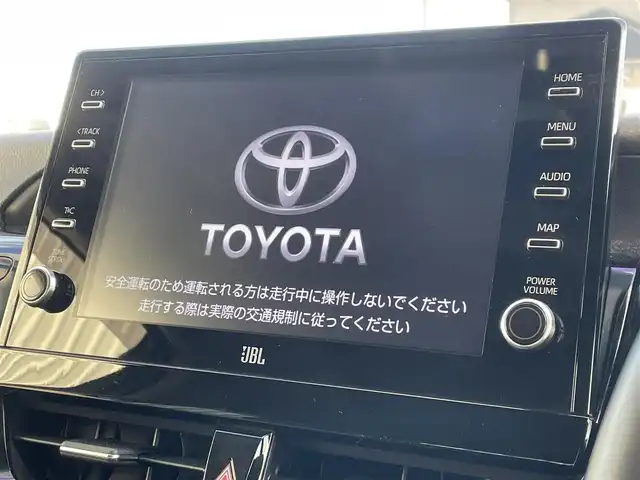 トヨタ カムリ WSレザーパッケージ 福岡県 2023(令5)年 4.5万km アティチュードブラックマイカ/プラチナホワイトパールマイカ パノラマルーフ/ＧＲエアロ(F.S.R)/ＪＢＬサウンド/純正９インチＤＡナビ/フルセグ/BT/AM/FM/Miracast/applecarplay/androidauto/トヨタセーフティセンス/PCS/LDA/RCTA/クリアランスソナー/PKSB/黒革シート/バックカメラ/D/Nシートヒーター/D/Nパワーシート/ＢＳＭ/ＨＵＤ/パドルシフト/革巻ステアリング/純正アルミ/レーダークルーズコントロール/LEDオートライト/オートハイビーム/フォグランプ/ワイヤレス充電/ステアリングスイッチ/テレビキャンセラー/電動パーキング/ブレーキホールド/ビルトインETC2.0/スマートキー/プッシュスタート/電格ミラー/ドアバイザー/AC100V