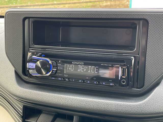 ダイハツ ムーヴ X SA 新潟県 2015(平27)年 1.9万km パールホワイトⅢ 4WD/CD/USB/AUX/衝突被害軽減ブレーキ/ベンチシート/スマートキー/プッシュスタート/オートライト/純正14インチアルミホイール